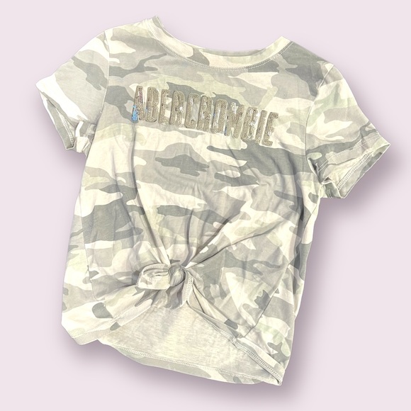 3 Abercrombie & Fitch kids tops - Picture 13 of 16